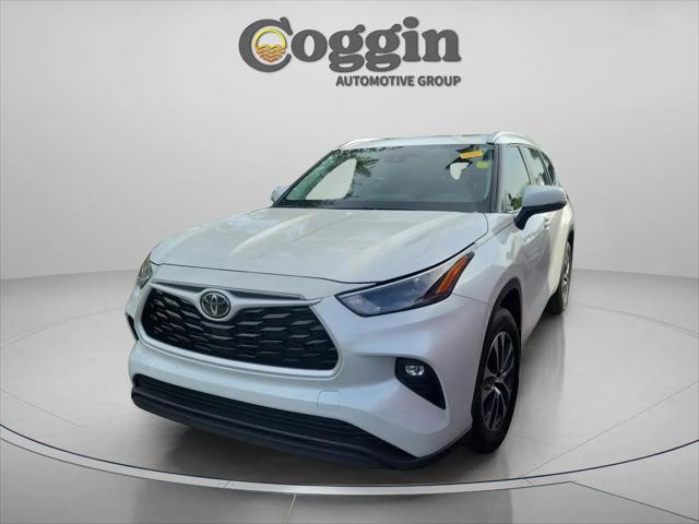 2024 Toyota Highlander LE for sale in Jacksonville, FL