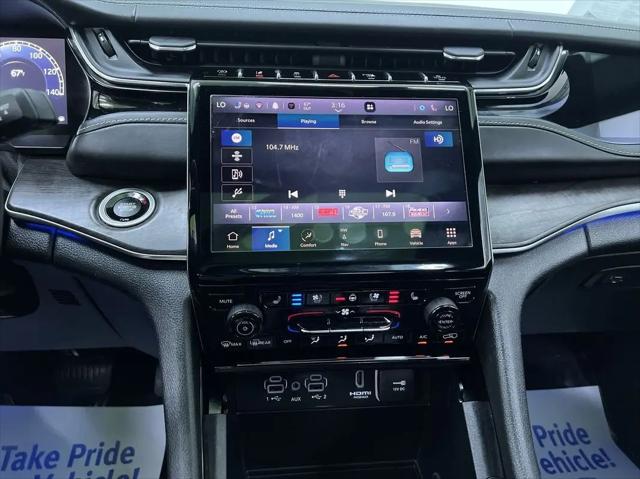 2023 Jeep Grand Cherokee Overland 4x4