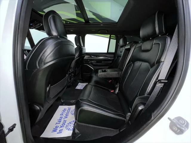 2023 Jeep Grand Cherokee Overland 4x4