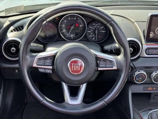 2017 Fiat 124 Spider Classica