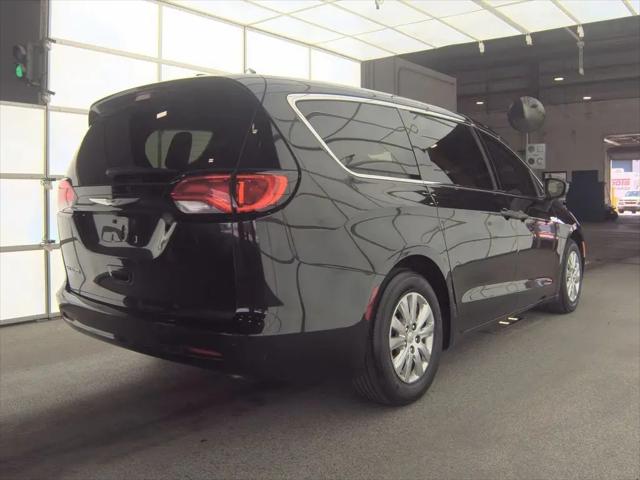 2021 Chrysler Voyager L