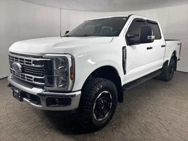 2025 Ford F-350 LARIAT