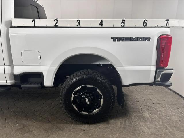 2025 Ford F-350 LARIAT