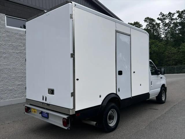 2023 Ford E-350 Cutaway Base