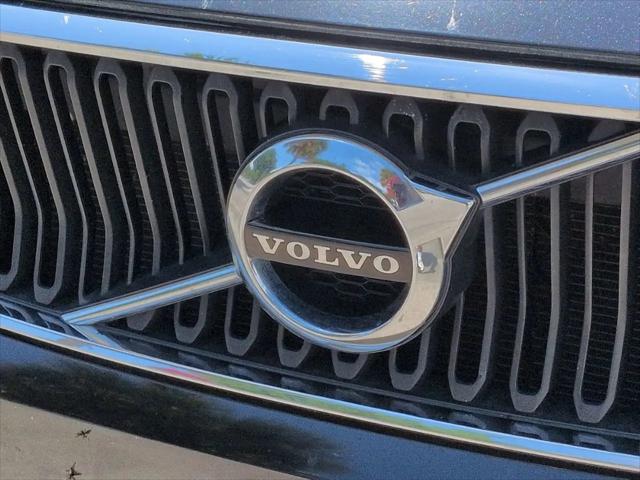 2020 Volvo XC40 T5 Momentum