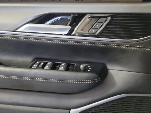 2024 Jeep Wagoneer Series II Carbide 4x4
