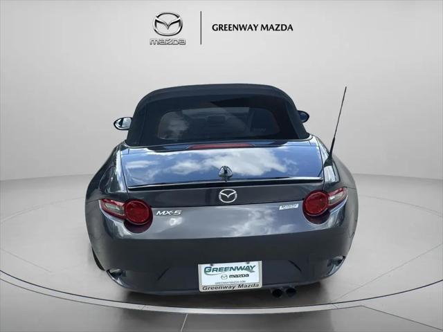 2016 Mazda MX-5 Club