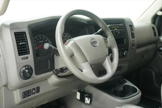 2014 Nissan 3500 S V8