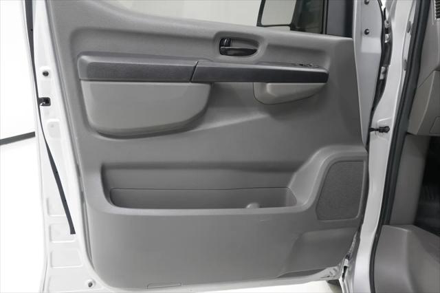 2014 Nissan 3500 S V8