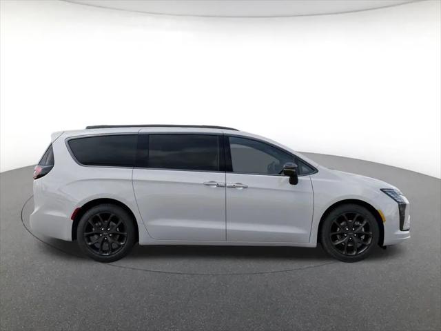 2027 Chrysler Pacifica Limited