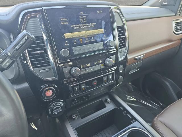 2024 Nissan Titan Crew Cab Platinum Reserve 4x4