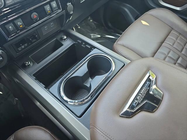 2024 Nissan Titan Crew Cab Platinum Reserve 4x4