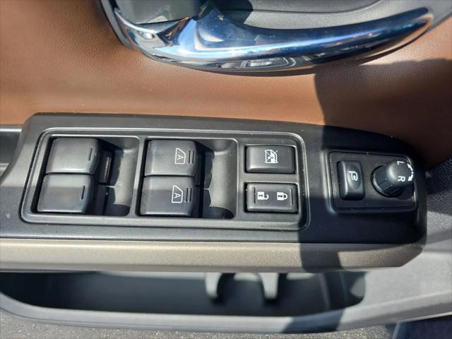 2024 Nissan Titan Crew Cab Platinum Reserve 4x4
