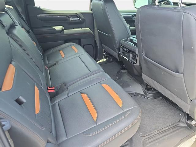 2024 GMC Sierra 1500 4WD Crew Cab Short Box AT4