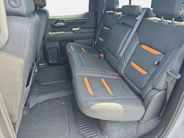 2024 GMC Sierra 1500 4WD Crew Cab Short Box AT4