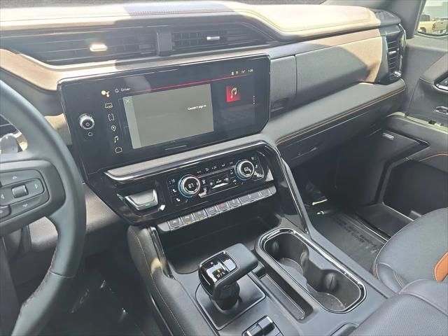 2024 GMC Sierra 1500 4WD Crew Cab Short Box AT4