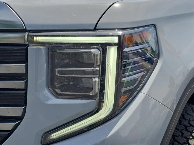 2024 GMC Sierra 1500 4WD Crew Cab Short Box AT4