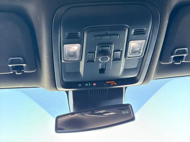 2024 GMC Yukon XL 4WD Denali