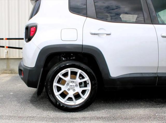 2020 Jeep Renegade Latitude FWD