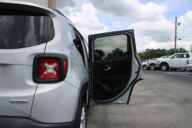 2020 Jeep Renegade Latitude FWD