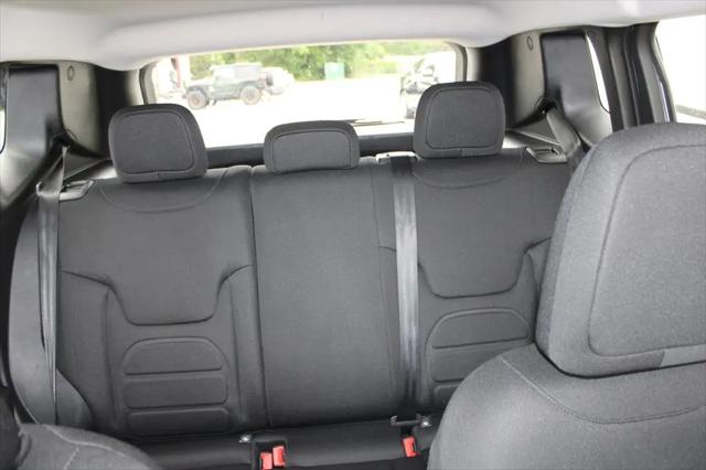 2020 Jeep Renegade Latitude FWD