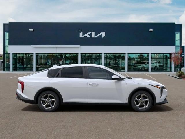 2026 Kia K4 LX