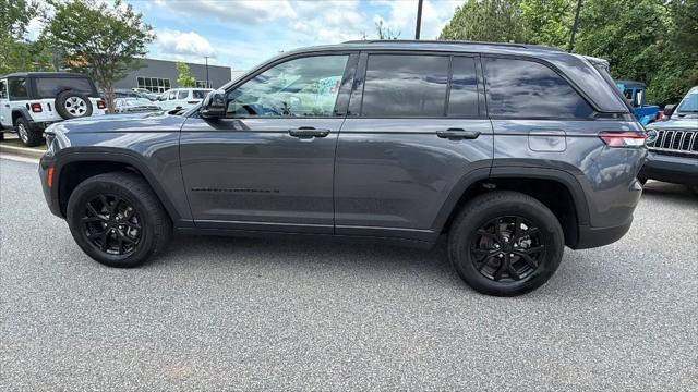 2025 Jeep Grand Cherokee L Altitude 4x4