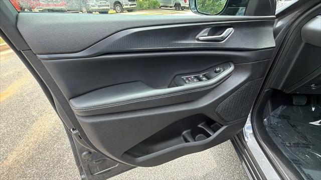 2025 Jeep Grand Cherokee L Altitude 4x4