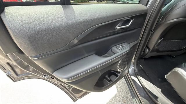 2025 Jeep Grand Cherokee L Altitude 4x4