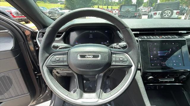 2025 Jeep Grand Cherokee L Altitude 4x4