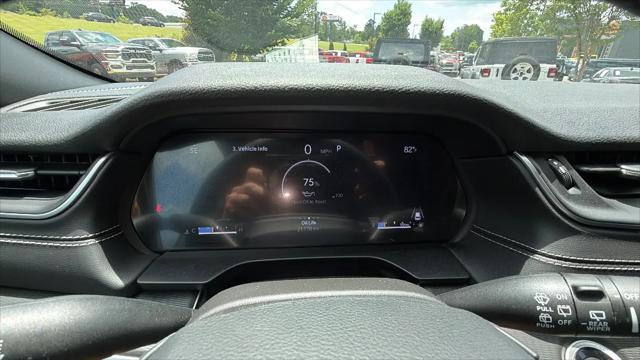 2025 Jeep Grand Cherokee L Altitude 4x4