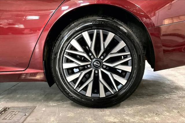2024 Nissan Altima SV FWD