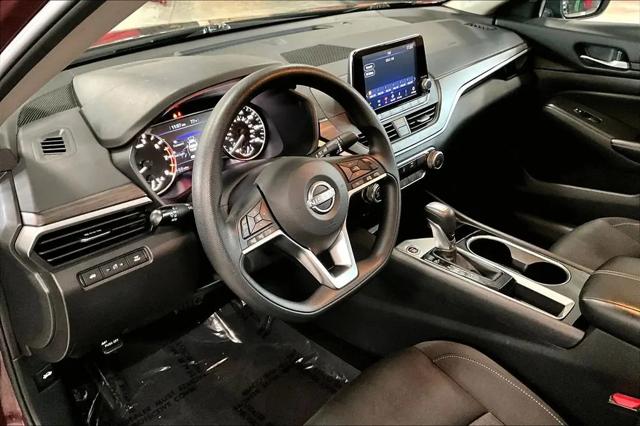 2024 Nissan Altima SV FWD