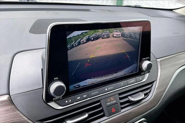 2024 Nissan Altima SV FWD