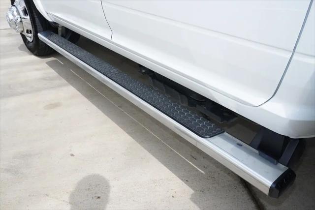 2024 Ram 3500 Tradesman/SLT/Laramie/Limited