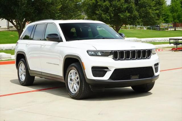 2025 Jeep Grand Cherokee Laredo X 4x4
