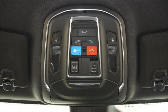 2025 Jeep Grand Cherokee Laredo X 4x4
