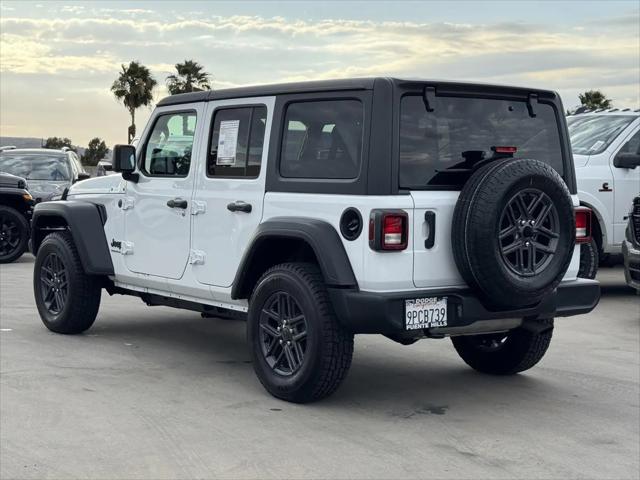 2025 Jeep Wrangler 4-Door Summit 4x4