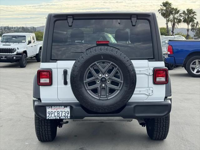 2025 Jeep Wrangler 4-Door Summit 4x4