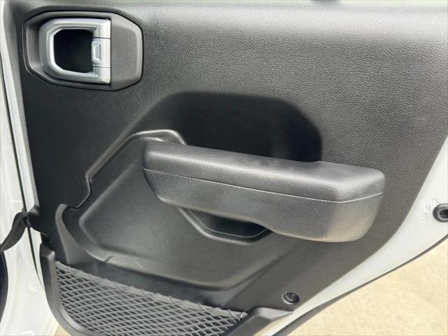 2025 Jeep Wrangler 4-Door Summit 4x4