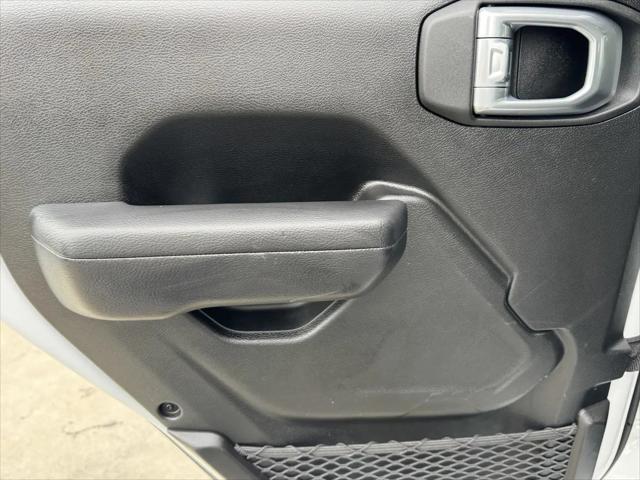 2025 Jeep Wrangler 4-Door Summit 4x4