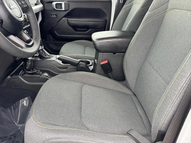 2025 Jeep Wrangler 4-Door Summit 4x4