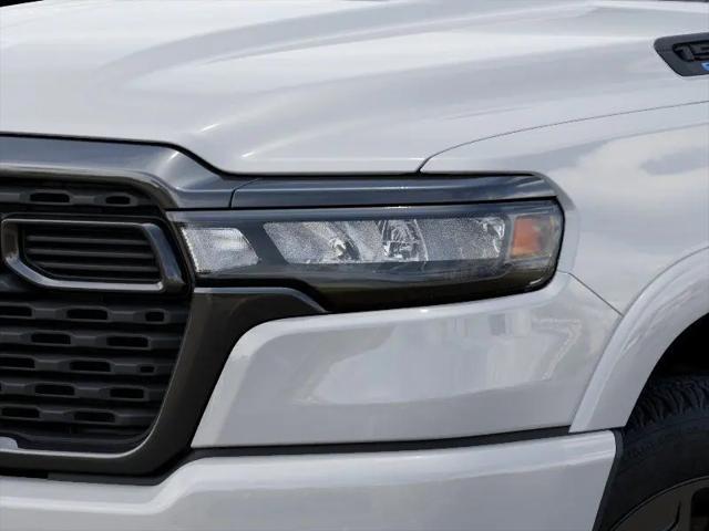 2026 Ram 1500 Big Horn Crew Cab 4x4 5'7" Box
