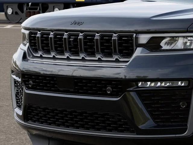 2026 Jeep Grand Cherokee Summit 4x4