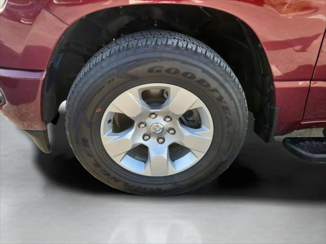 2024 Ram 1500 Big Horn Crew Cab 4x4 5'7" Box