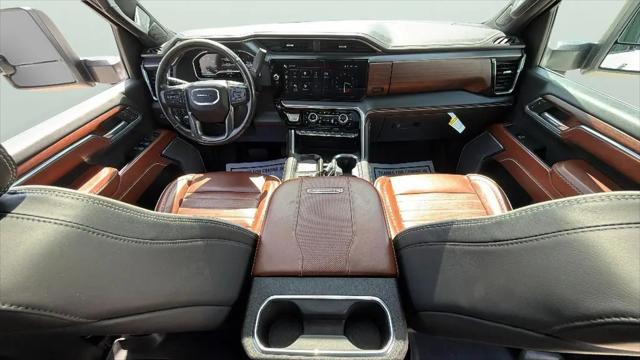 2024 GMC Sierra 3500HD 4WD Crew Cab Standard Bed Denali Ultimate
