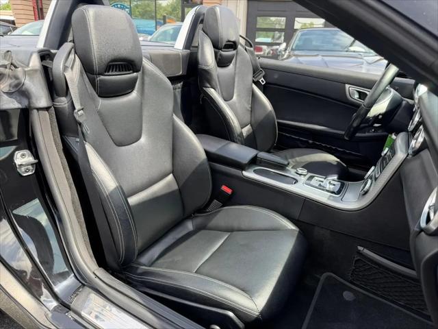 2018 Mercedes-Benz C-CLASS C 300 SLC 300