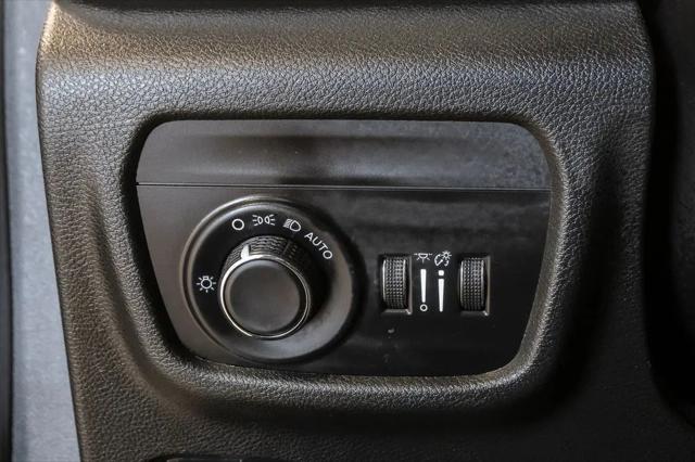 2023 Jeep Grand Cherokee Laredo 4x4