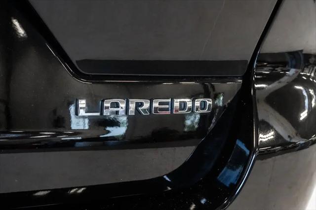 2023 Jeep Grand Cherokee Laredo 4x4