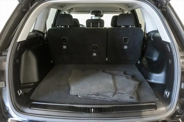2023 Jeep Grand Cherokee Laredo 4x4